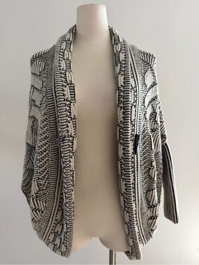 Spirit Lead Cozy Black & Cream Open-Front Knit Sweater Small